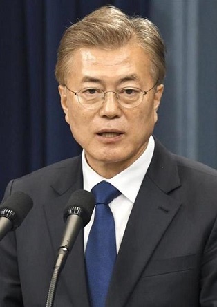 菅義偉官房長官「おわびは日韓合意で表明している」　韓国大統領の慰安婦問題謝罪求める発言に