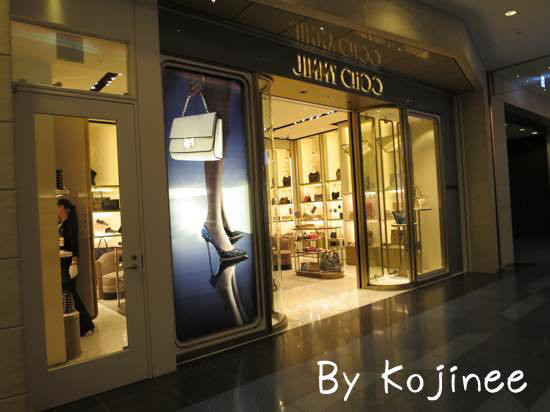 ◇ジミーチュウ羽田空港免税店の３０％オフセールで購入した靴 