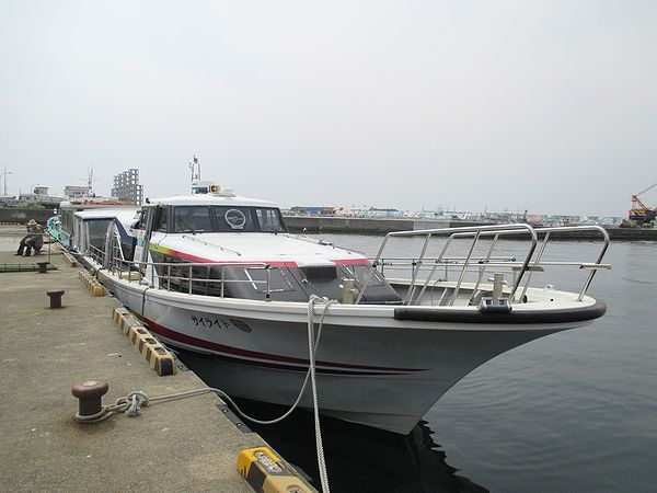 仏ヶ浦の観光船