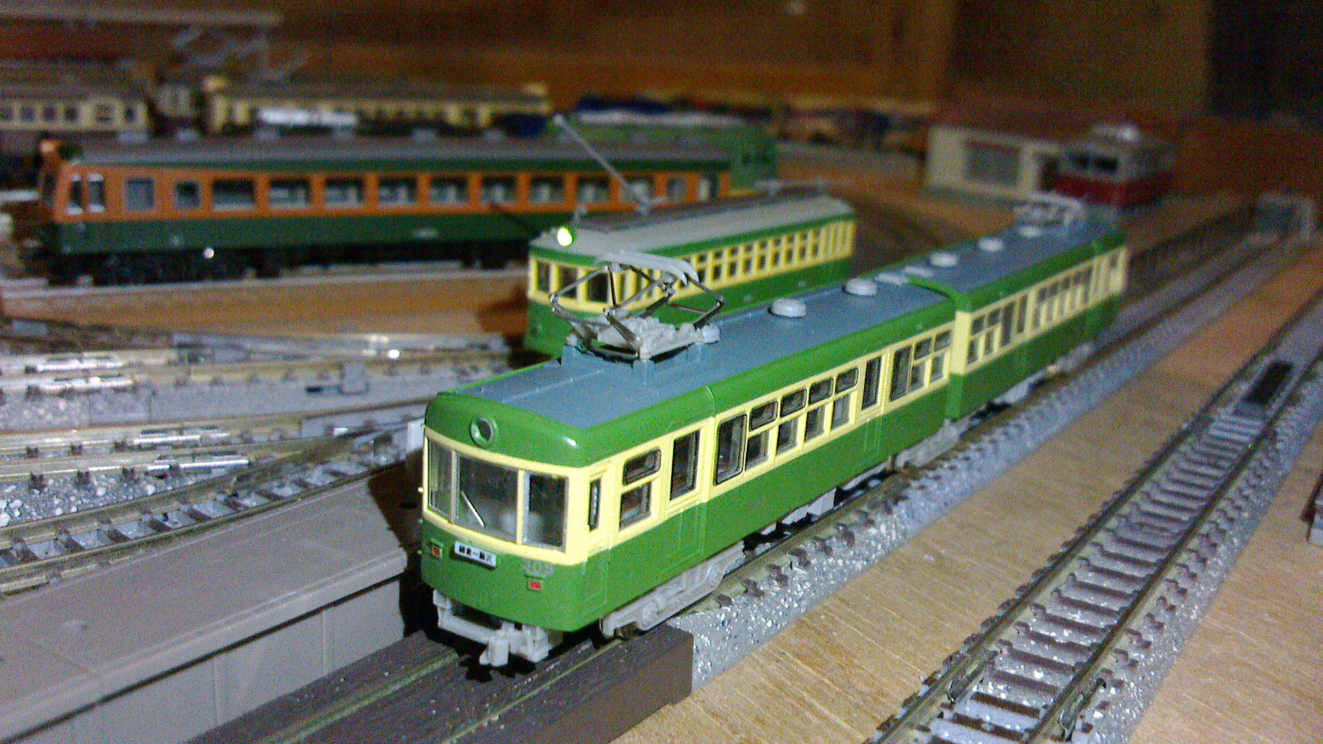 鉄道模型再収集開始 #90 MODEMO 江ノ島電鉄300形 305F1灯型 | キラワケ 