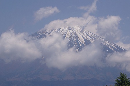 1705111238富士山