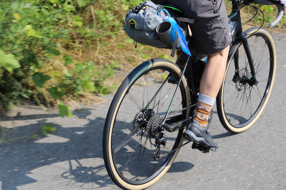 タイヤ】コンパスサイクルのタイヤを使ってみた感想 COMPASS-BonJonPass35Cチューブレス - 自転車パーツ、小物
