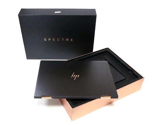 HP Spectre x360 13-ae000（2017年11月モデル）の専用化粧箱＆付属品