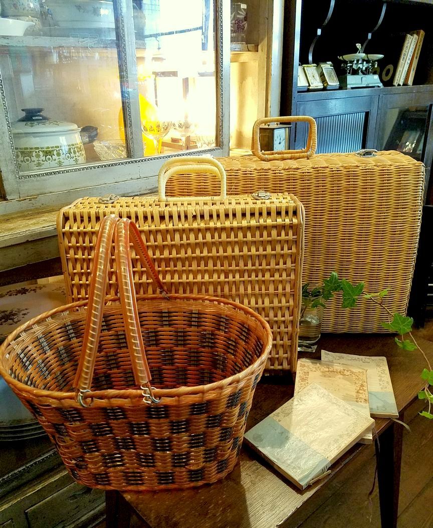 ビニール編みバスケット籠と竹・籐編みのトランクケース - [Sold Out 