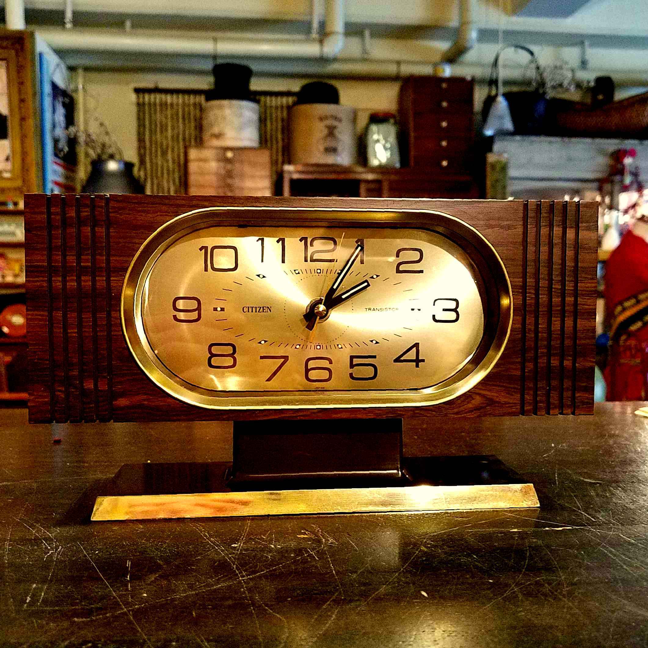 ミッドセンチュリーテイストの70s シチズン・テーブルクロック(置時計 